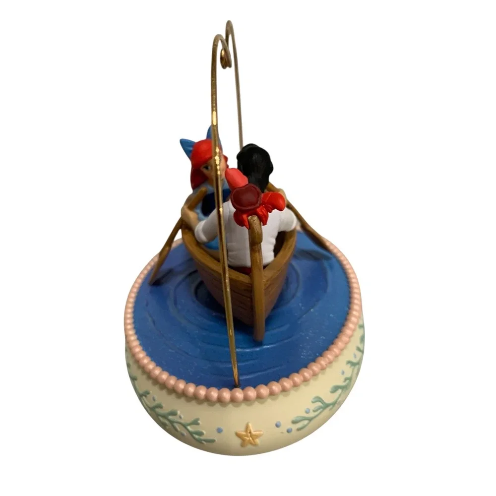 Rare 2007 Hallmark Disney Little Mermaid Kiss the Girl Magic Ornament Box